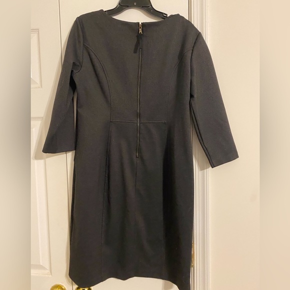 🚨DEFECT 🚨New York & Company stretchy dress - Picture 2 of 4